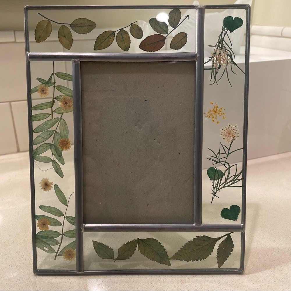 Vintage Glass Picture Photo Frame Dried Pressed Flowers, Carr Brand, 3.5x5" pic